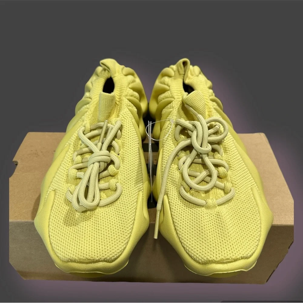 Yeezy 450 - Picture 2 of 5